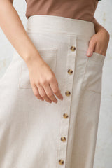 Falda larga botones frontales apariencia lino