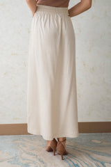 Falda larga botones frontales apariencia lino
