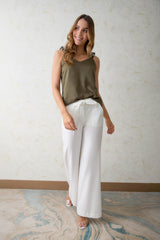 Blusa tiras ruchada con sesgo a combinación