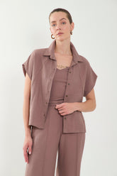 Camisa manga corta manga rangla con cortes silueta box