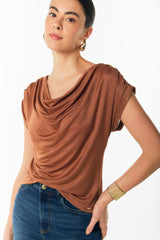 Blusa Manga escote babero