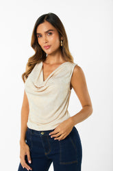 Blusa escote efectro brillo