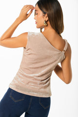 Blusa asimetrica detalle herraje