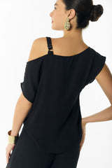 Blusa solo hombro con herraje