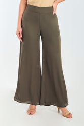 Pantalón básico en chiffon