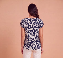Blusa Manga Corta Estampado Remolinos Azul Oscuro y Blanco