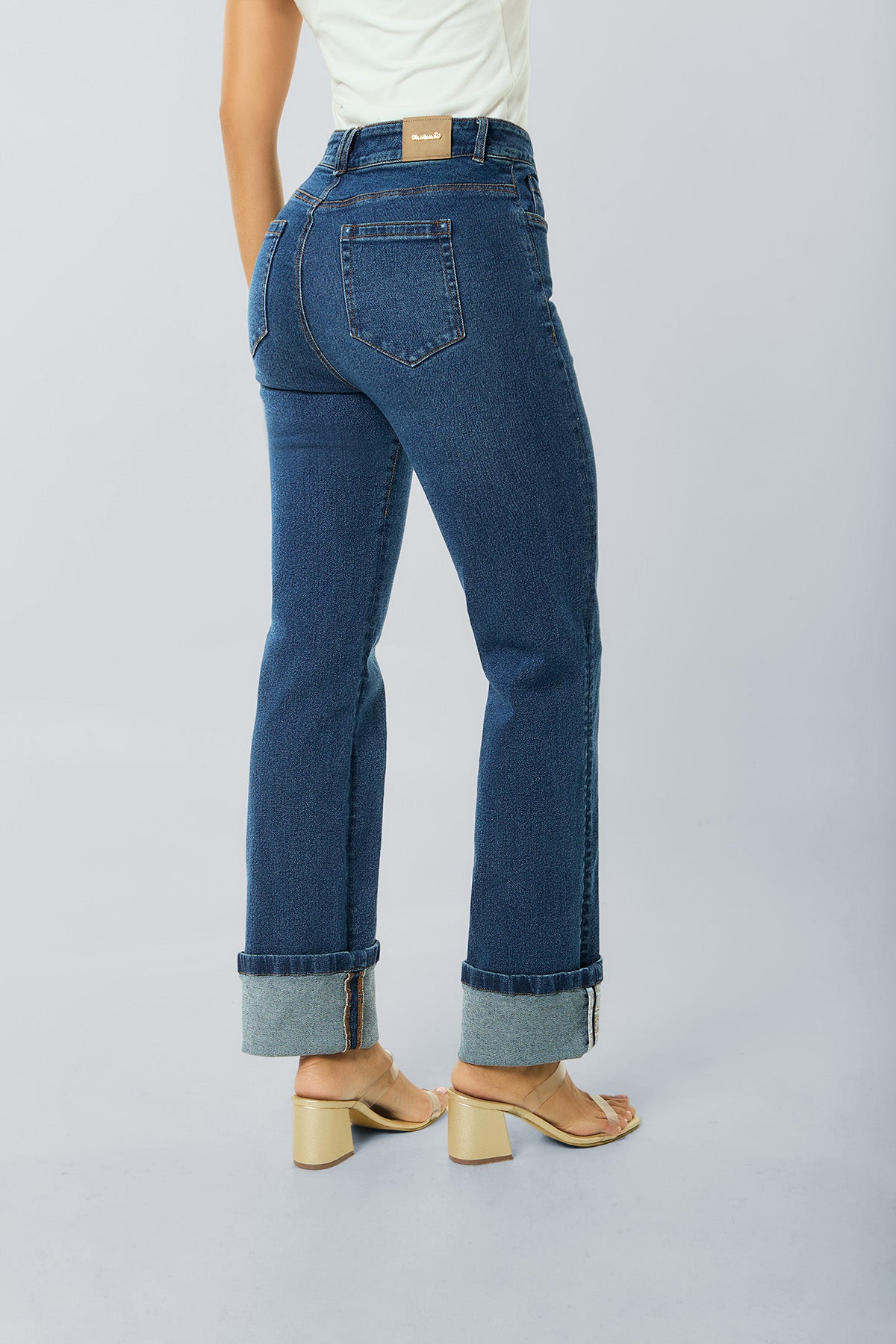 Jean bota recta 5 bolsillos