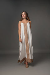 Vestido Largo de Tirantes con Bloques de Color – Silueta Regular Fit