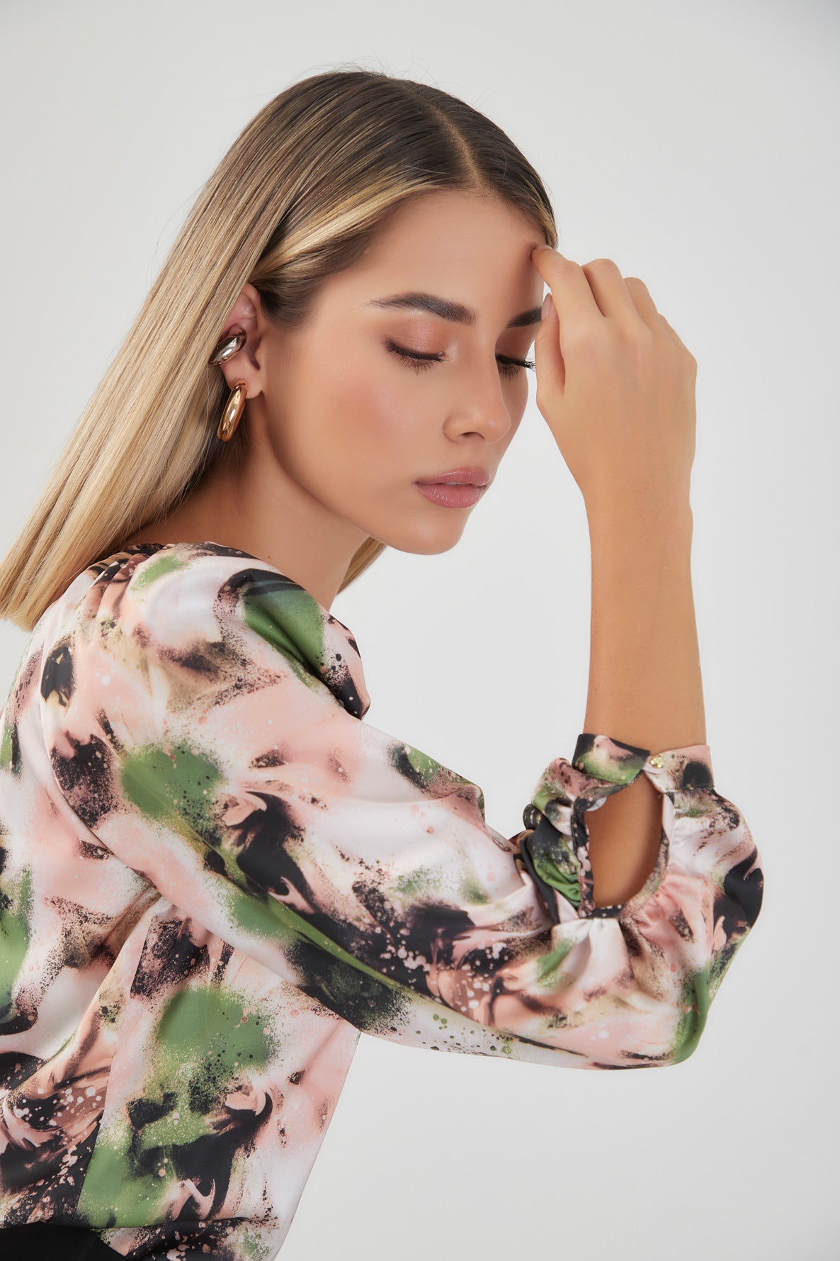 Blusa solo hombro estampada