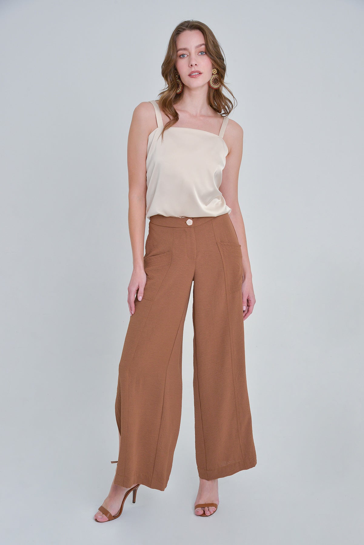 Blusa tiras en seda escote recto