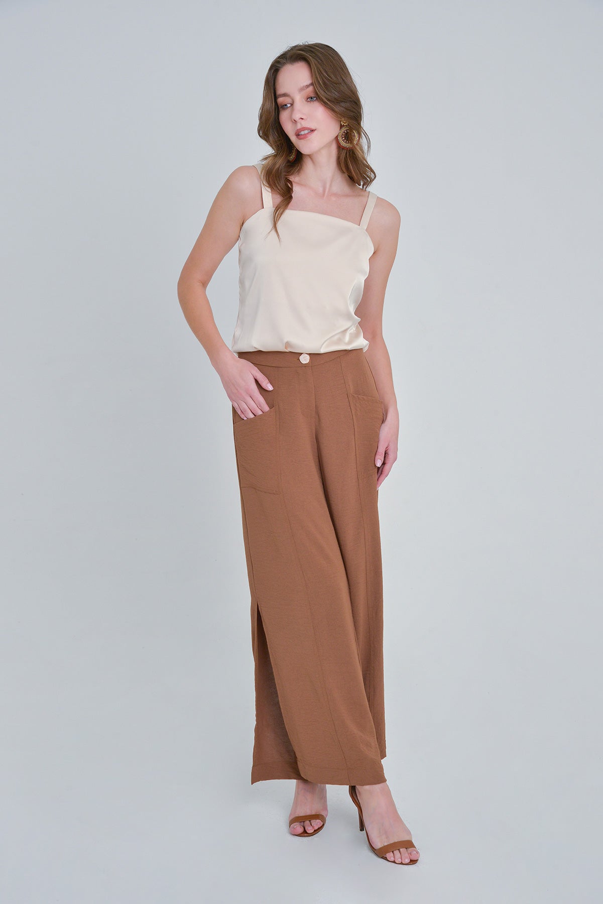 Blusa tiras en seda escote recto