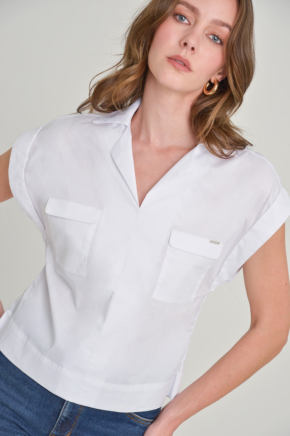 Blusa manga rodada silueta box