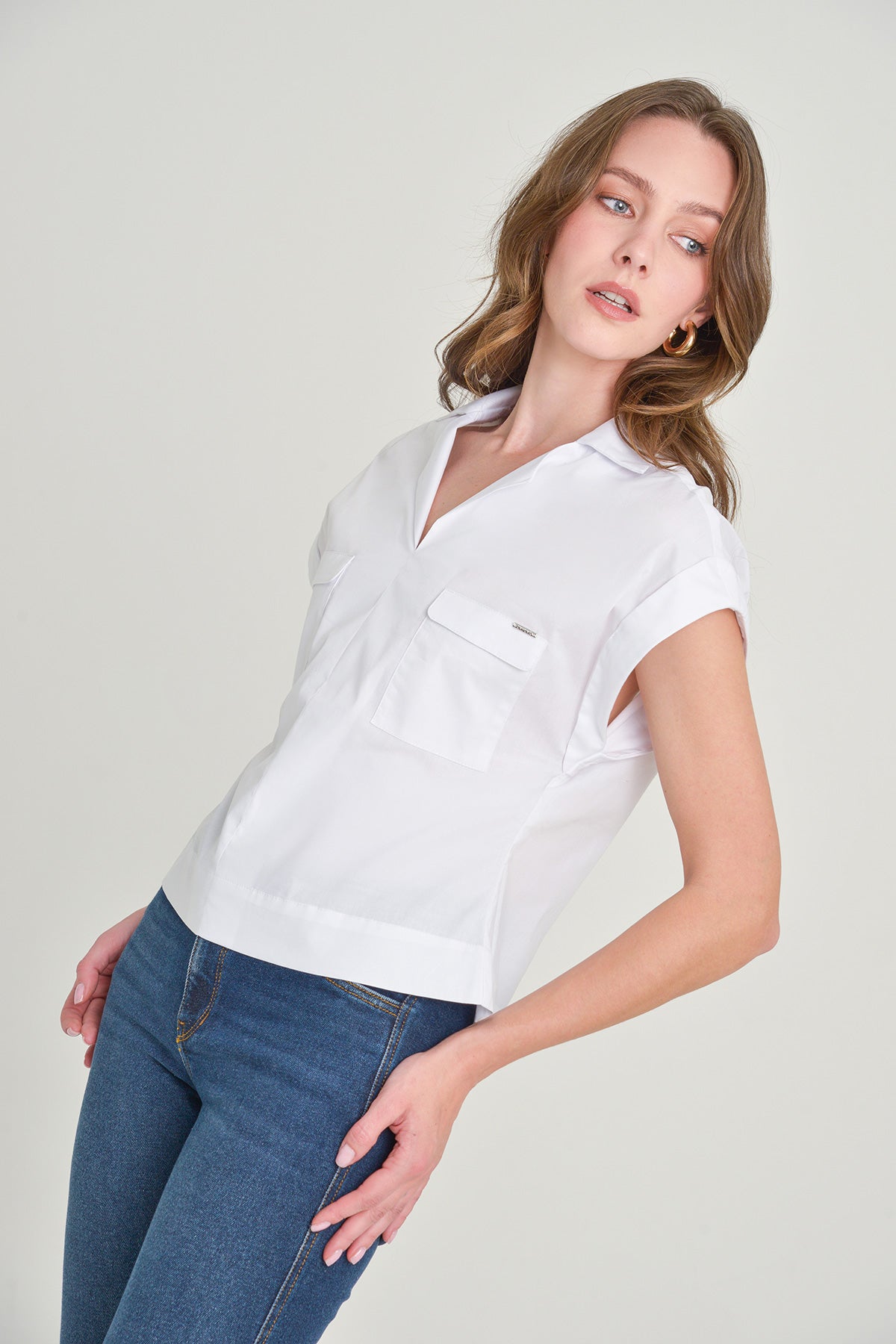 Blusa manga rodada silueta box