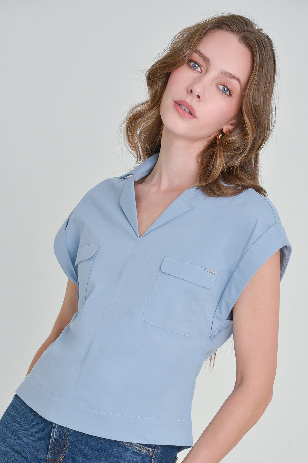 Blusa manga rodada silueta box