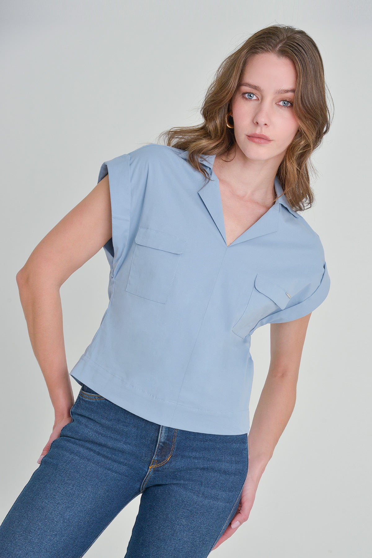 Blusa manga rodada silueta box