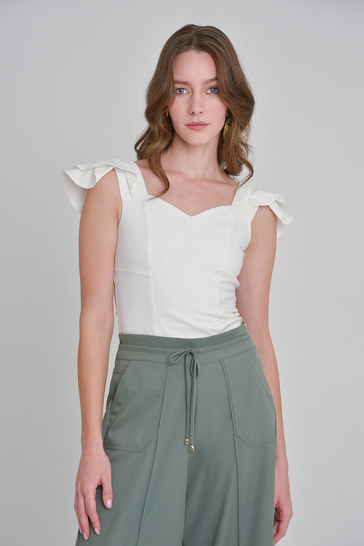 Blusa en bengalina de tiras con golas