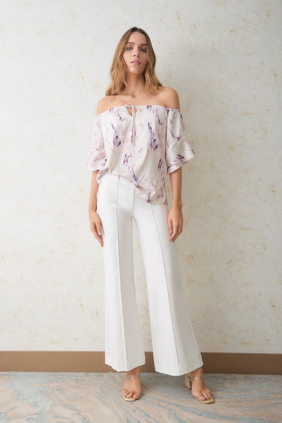 Blusa off shoulder en seda marmolada