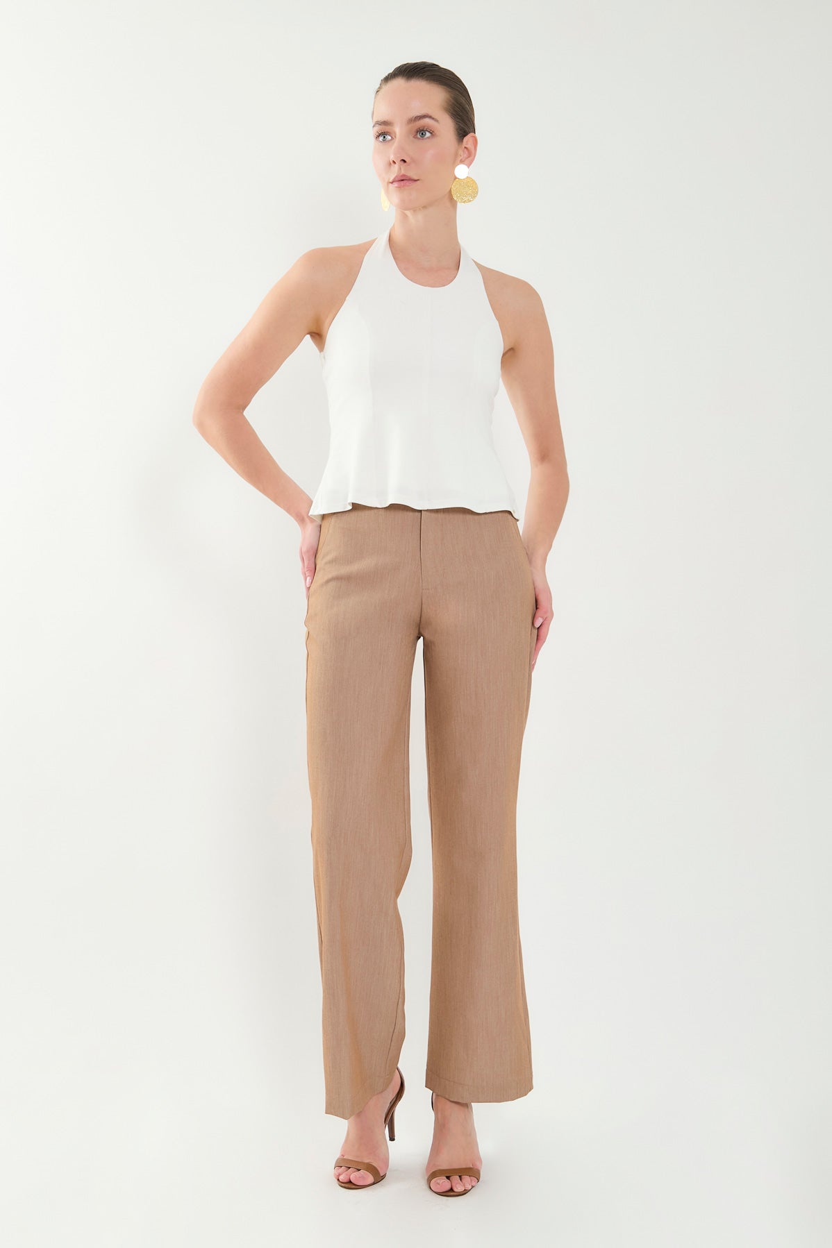 Blusa halter en punto con corte nezga