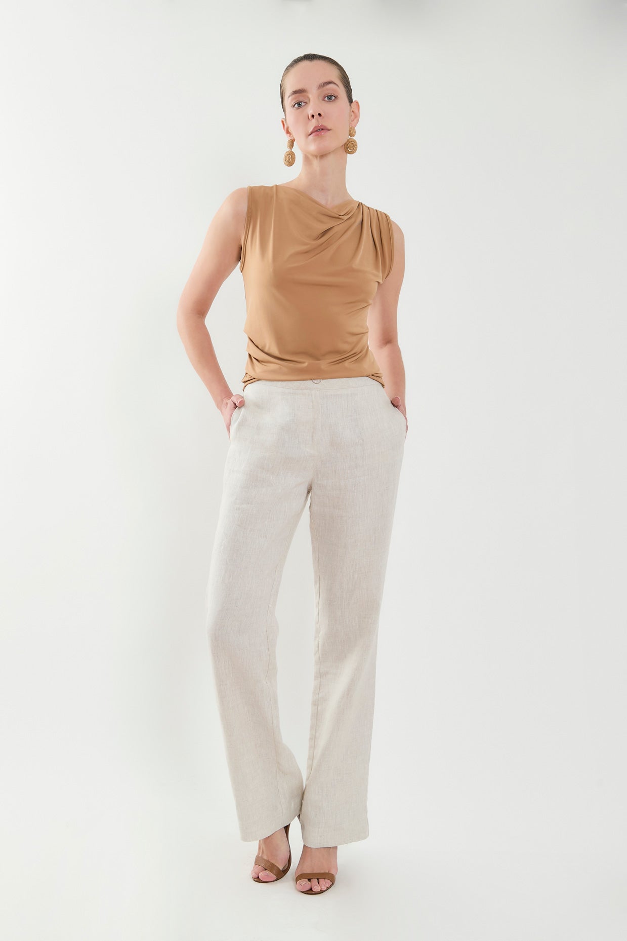 Blusa en punto escote cascada