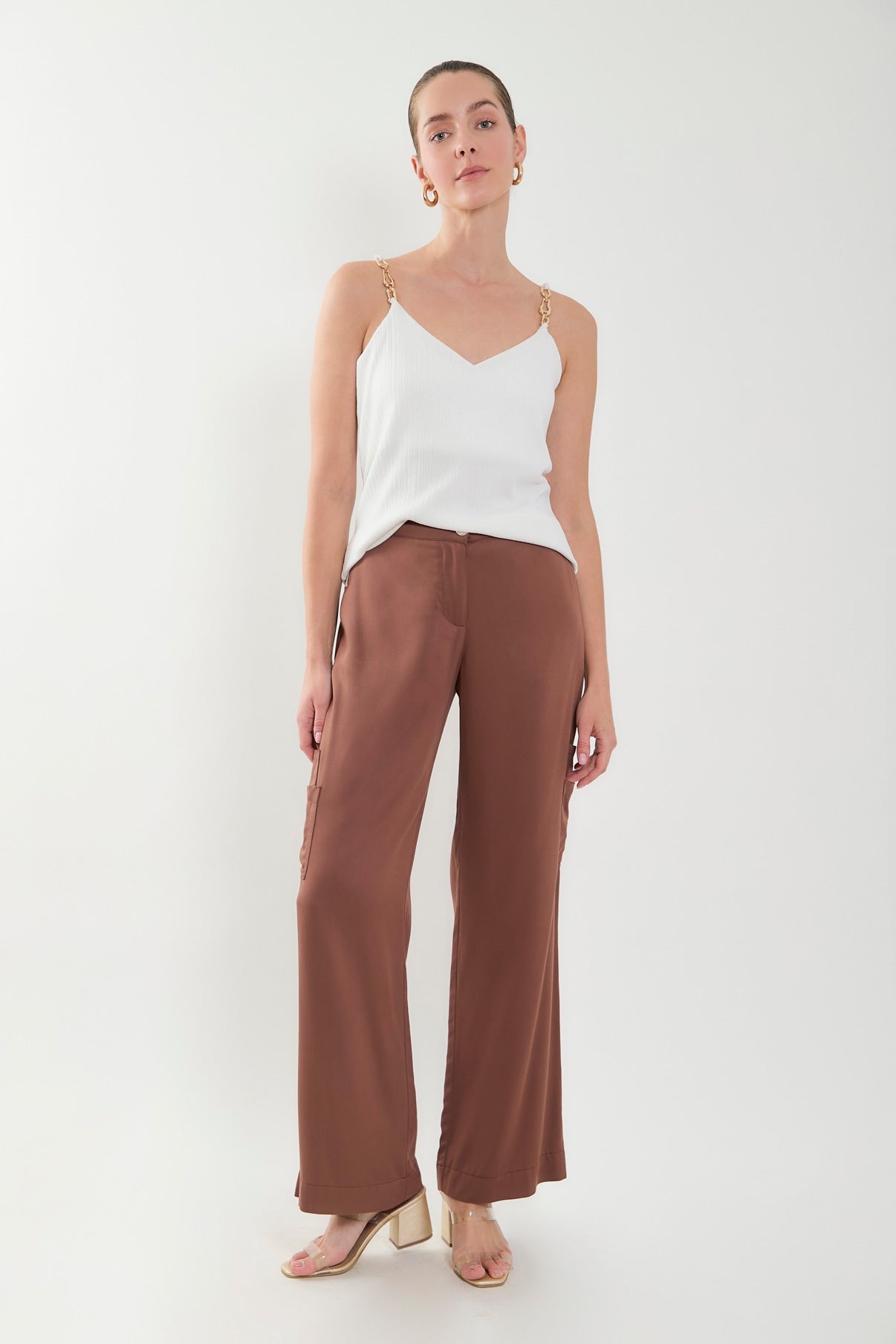 Blusas de tiras con herraje cadena en punto efecto foil