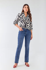 Blusón manga 3/4 con herraje estampado efecto lino