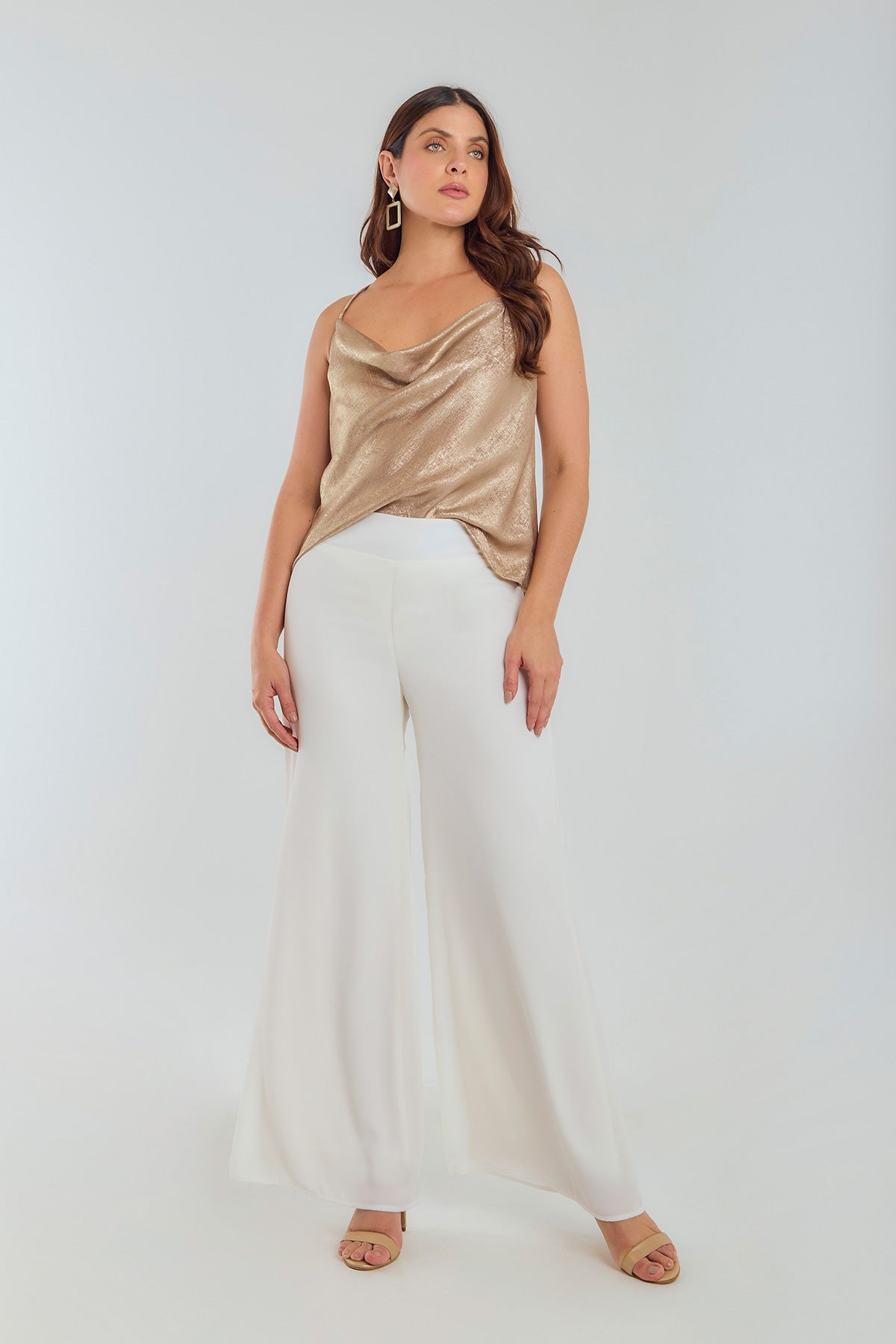 Blusa de tiras escote babero fantasía