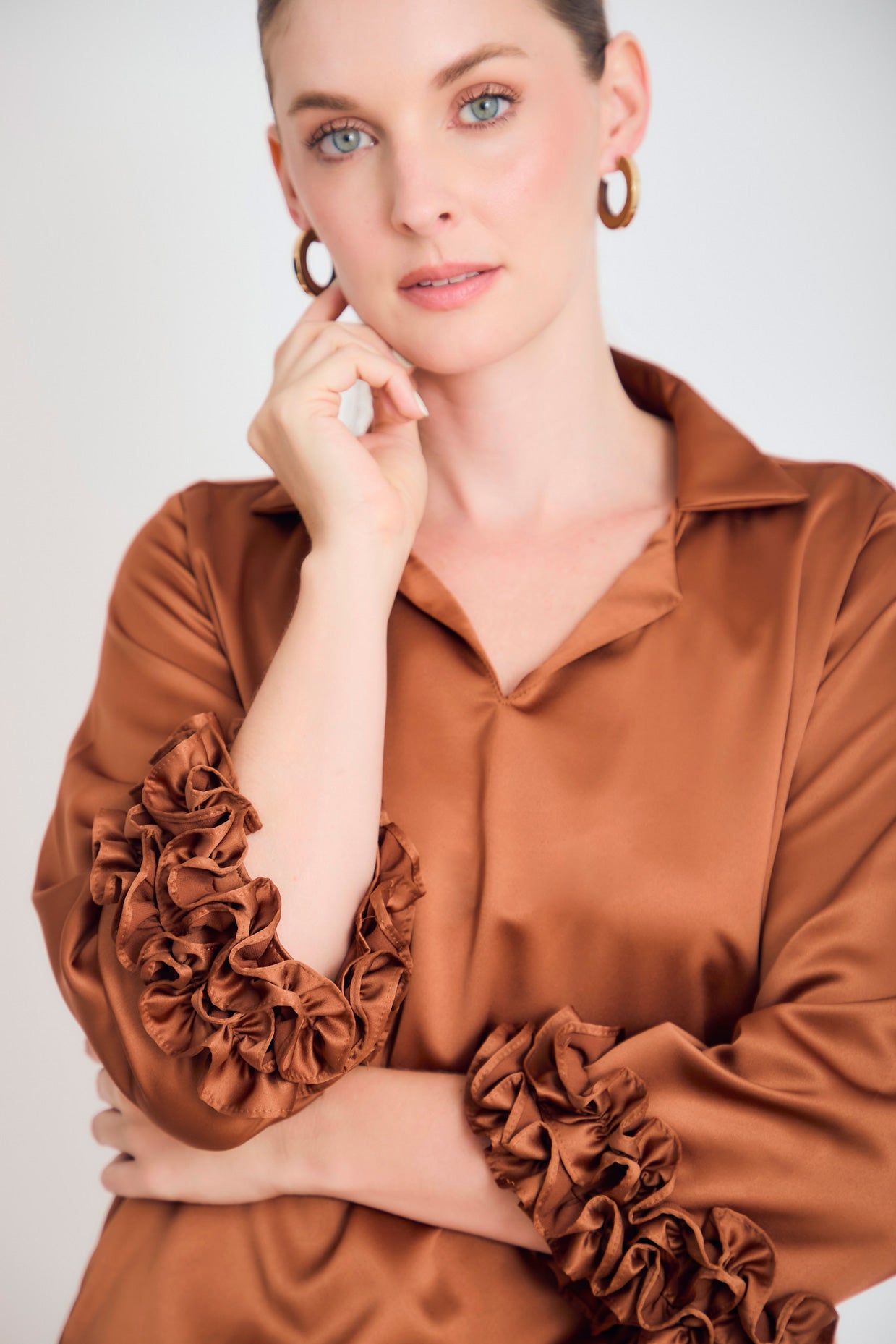 Bluson manga 3/4 puño con ruches en sateen