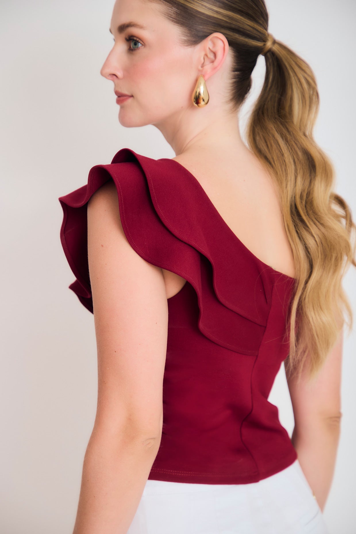 Blusa asimétrica tiras