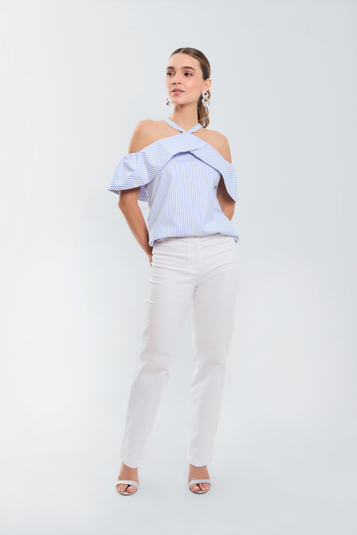 Blusa halter escote c/bolero juego rayas
