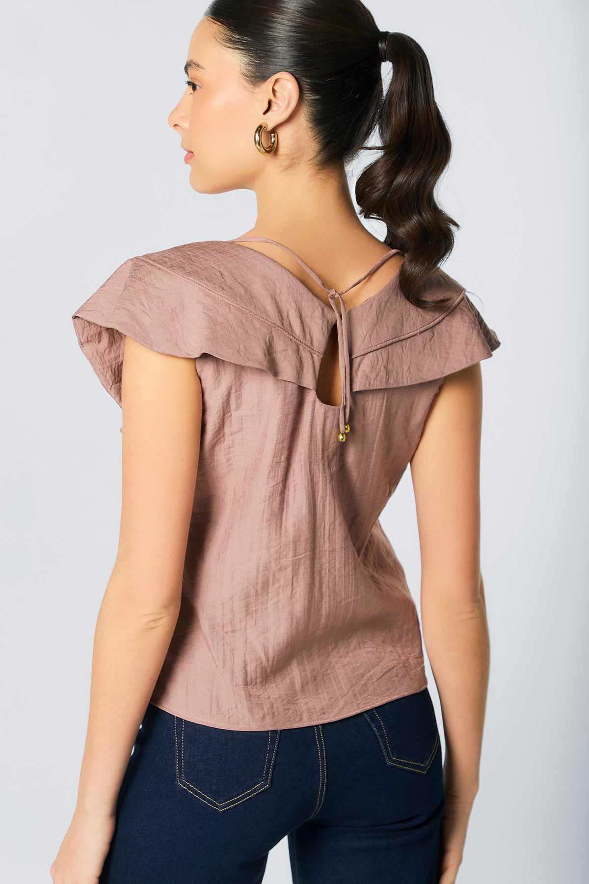Blusa escote en v capa