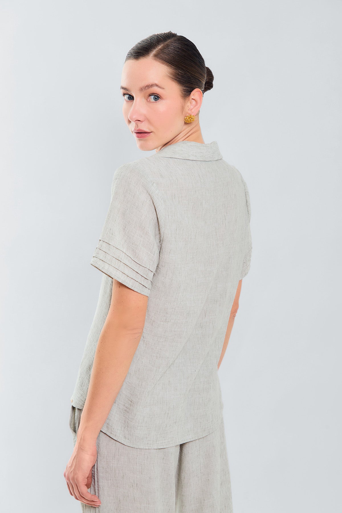 Bluson manga corta con alforzas