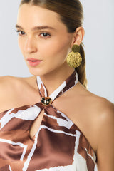 Blusa halter en seda estampada