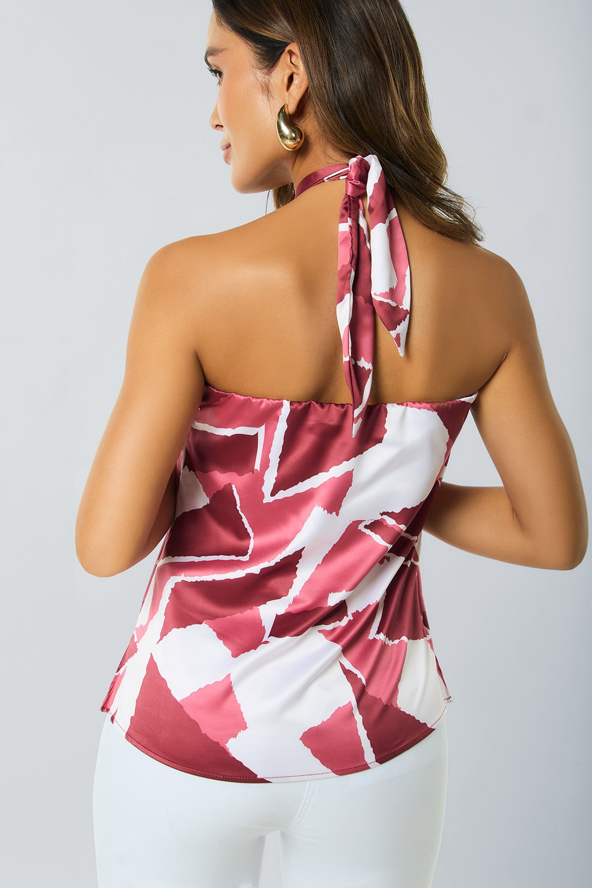 Blusa halter en seda estampada