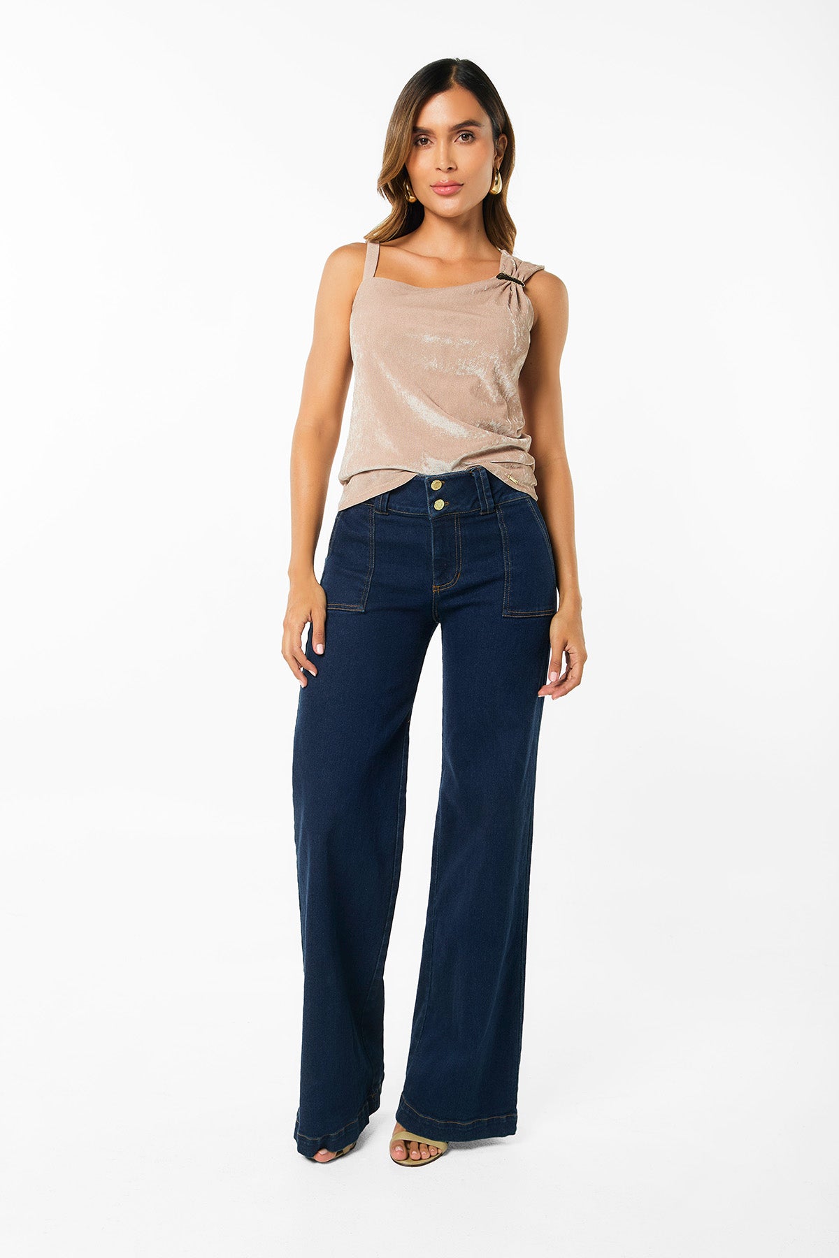 Blusa asimetrica detalle herraje