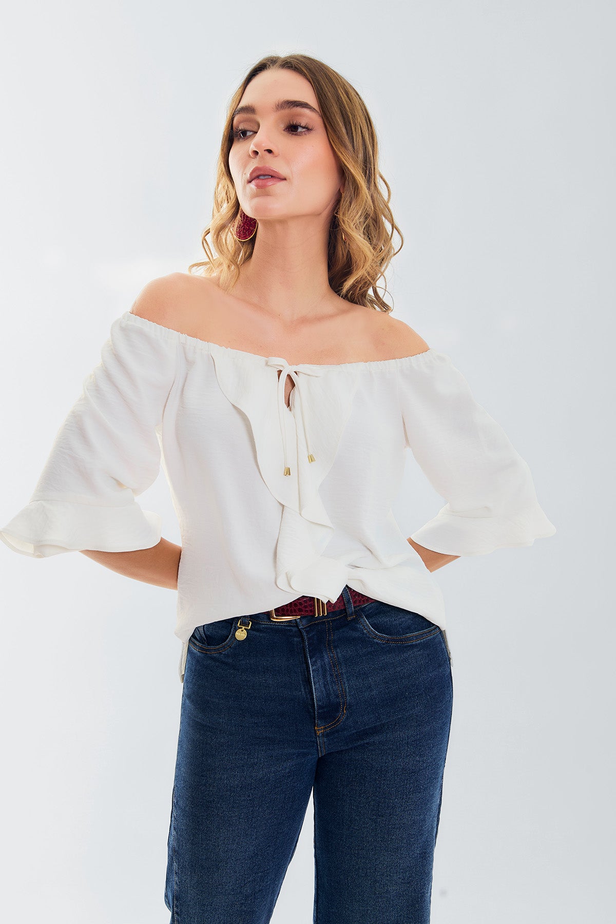 Blusa off shoulders con bolero
