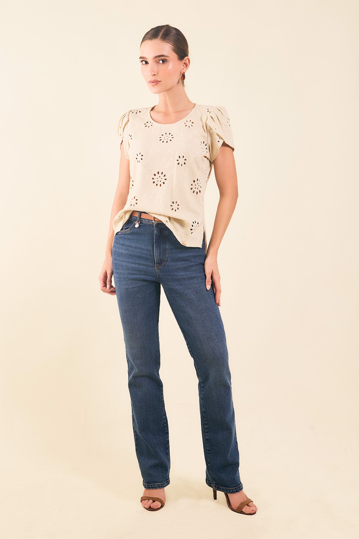 Blusa m/c tulipan en hoja rota