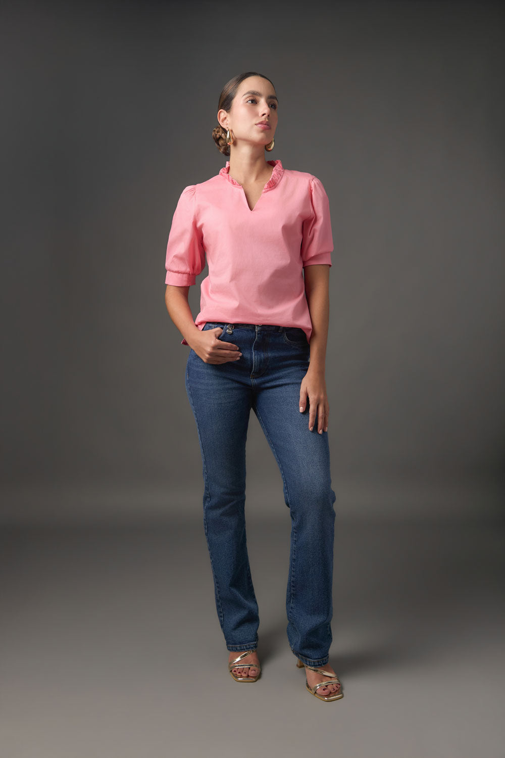 Blusa para Mujer en Popelina Stretch Azul Claro con Cuello Victoriano