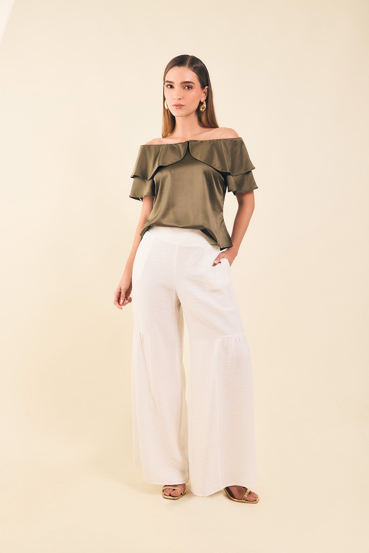 Blusa off shoulders c/bolero y mg campana