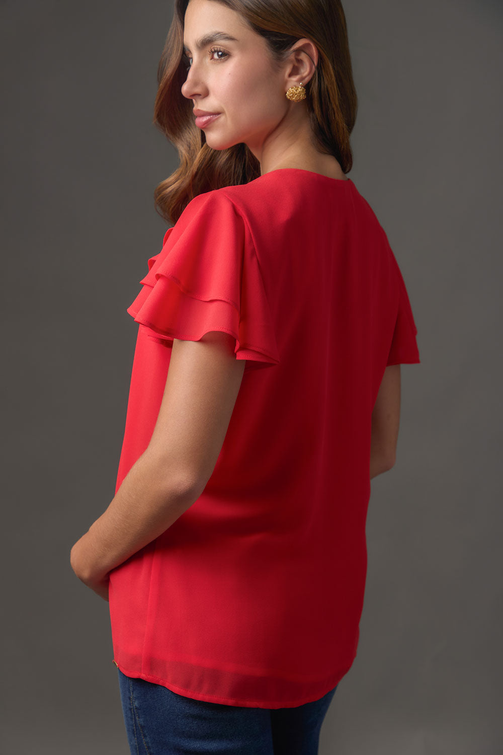 Blusa roja manga corta con escote V y Gola