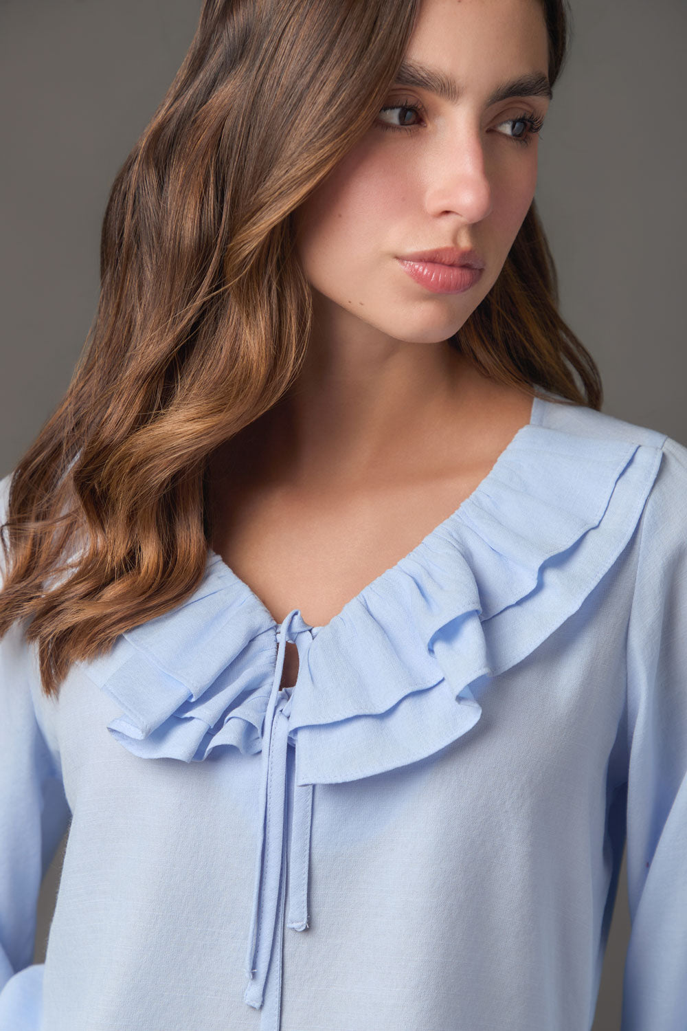Blusa Manga 3/4 con Escote V y Boleros en Gaza