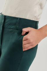 Pantalón básico en drill bota recta t.medio