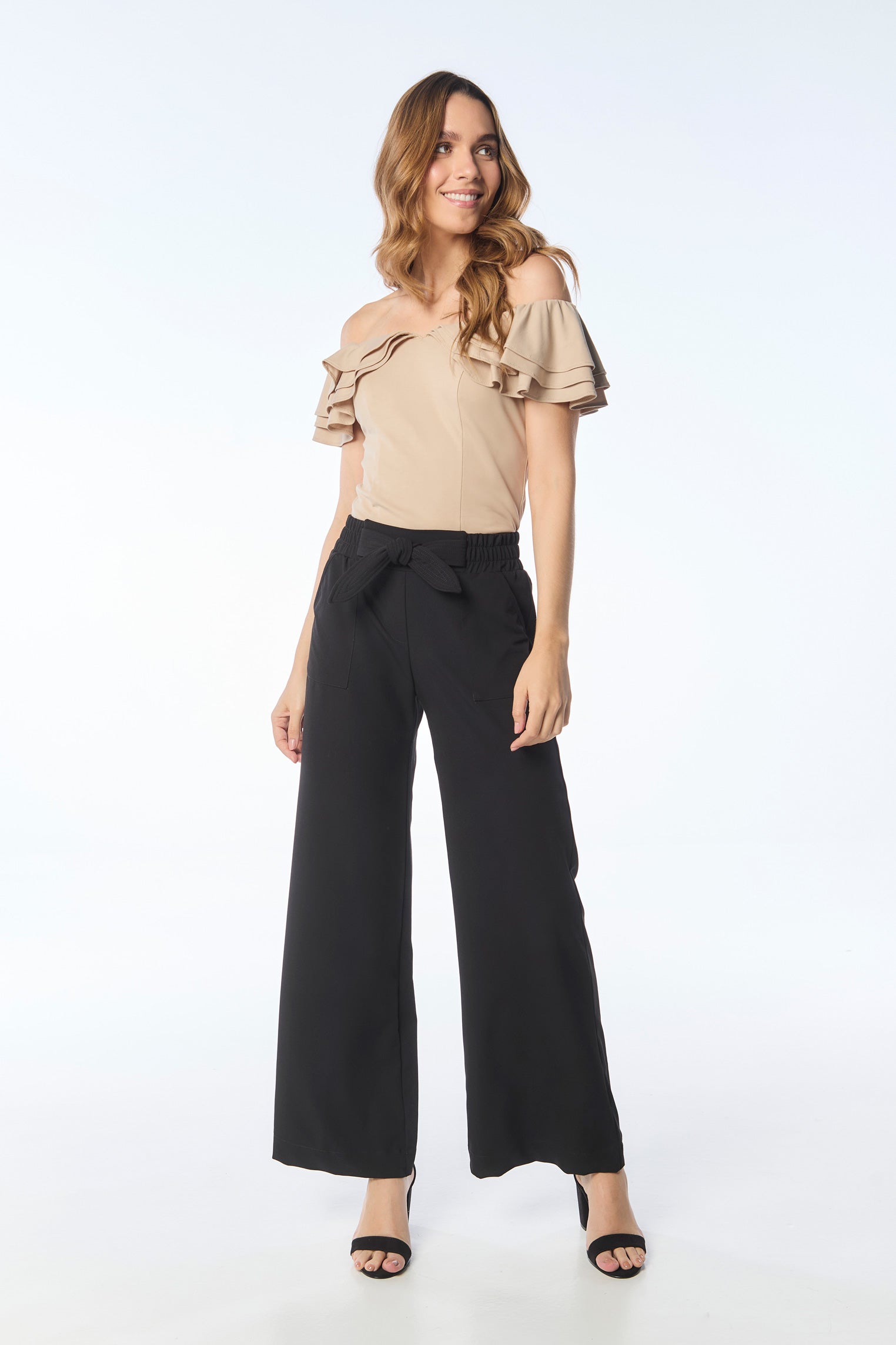 Pantalón palazzo pretina resortada y tira de anudar