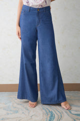 Pantalón palazzo en tencel cinco bolsillos