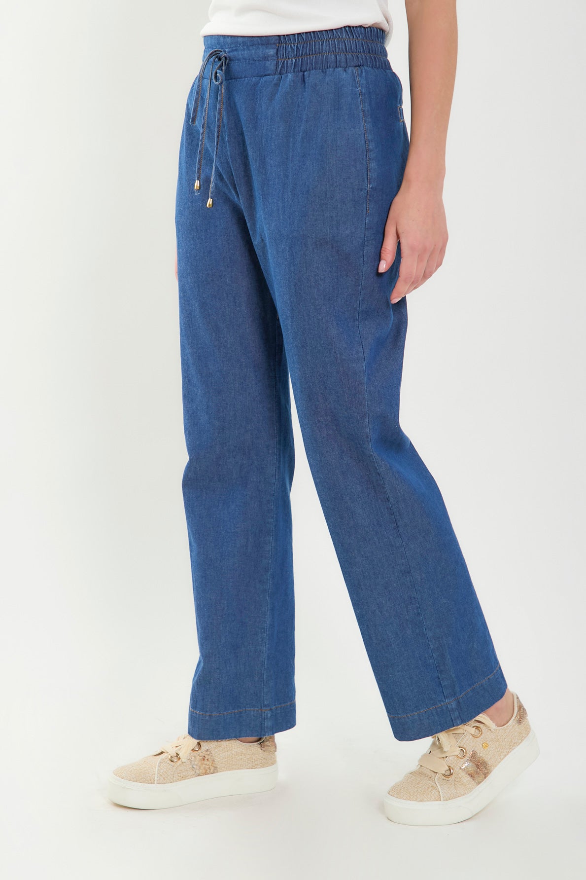 Pantalón pretina resortada bota recta en indigo liviano