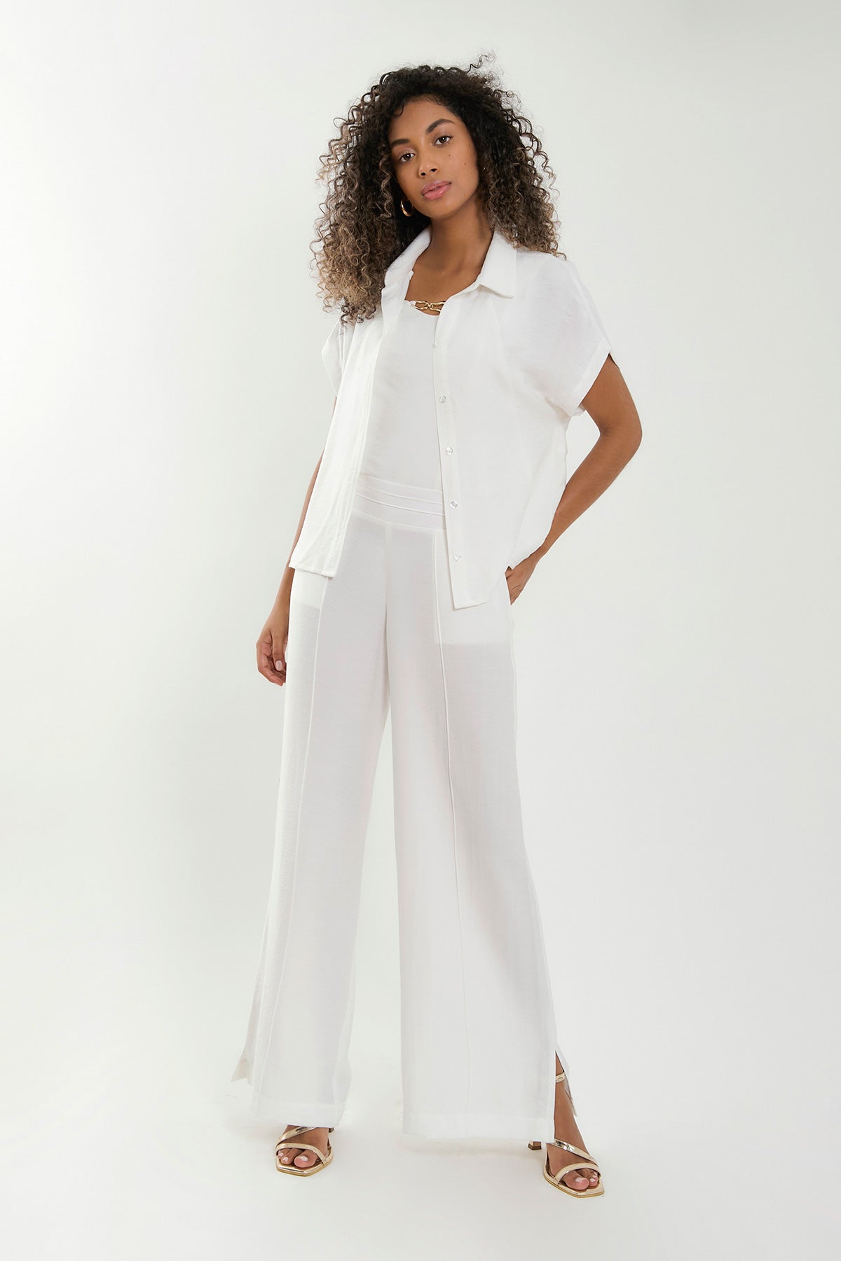 Pantalón palazzo con alforzas