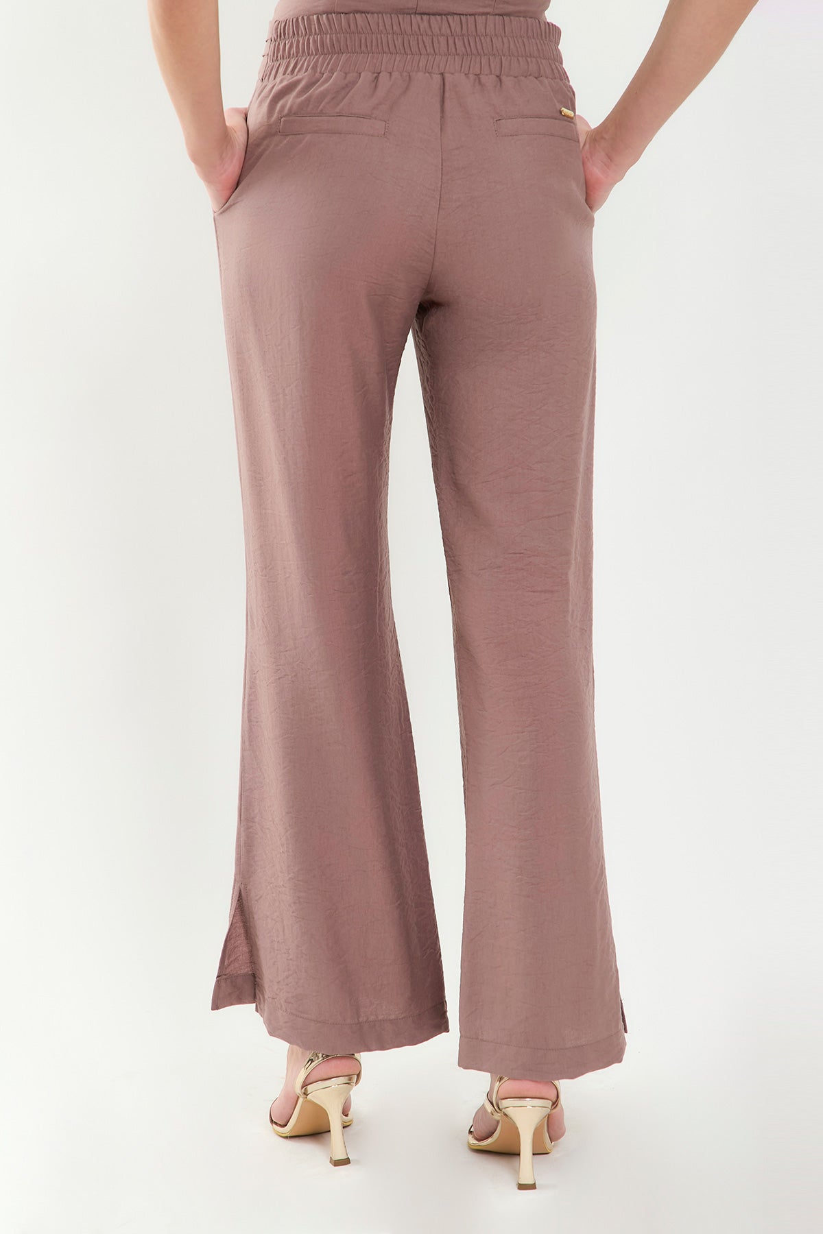 Pantalón palazzo pretina con alforzas