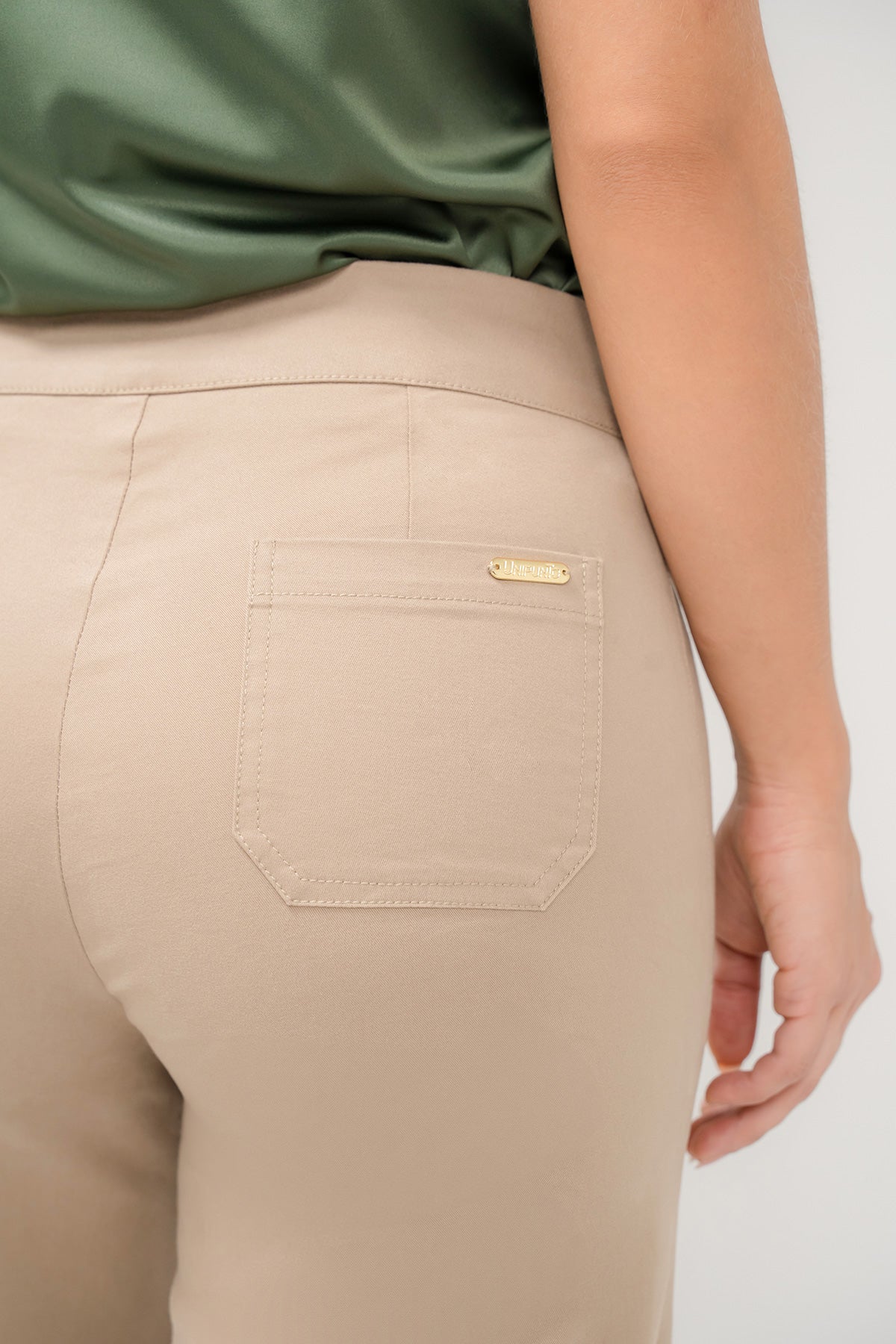 Culotte en drill bolsillos ojal