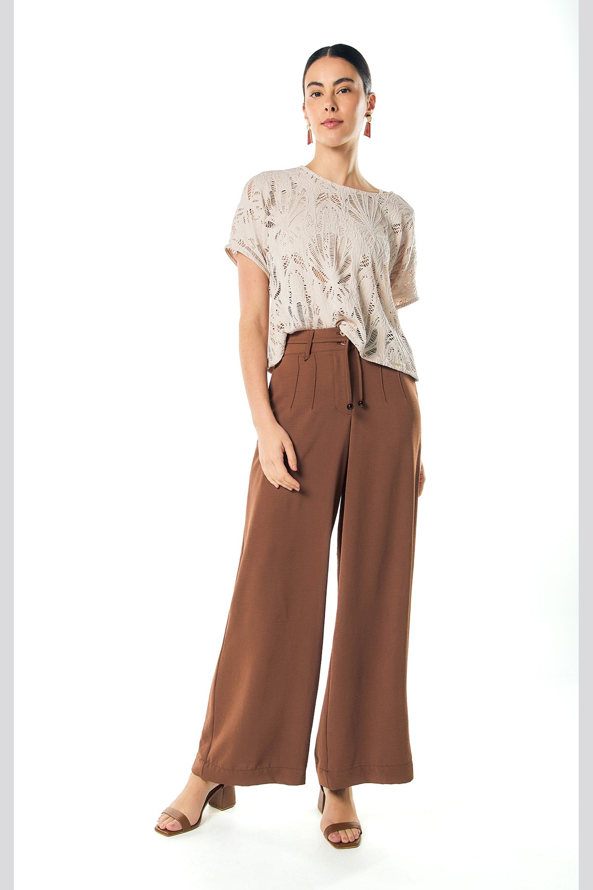 Pantalón palazzo prenses y cinturón