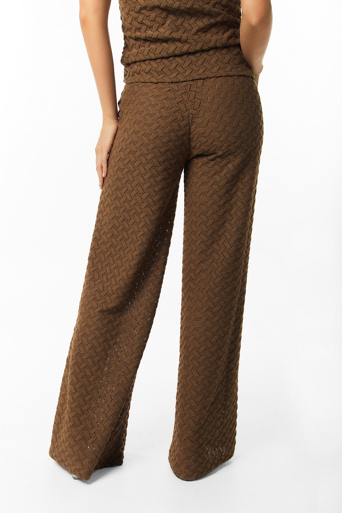 Pantalón palazzo en crochet