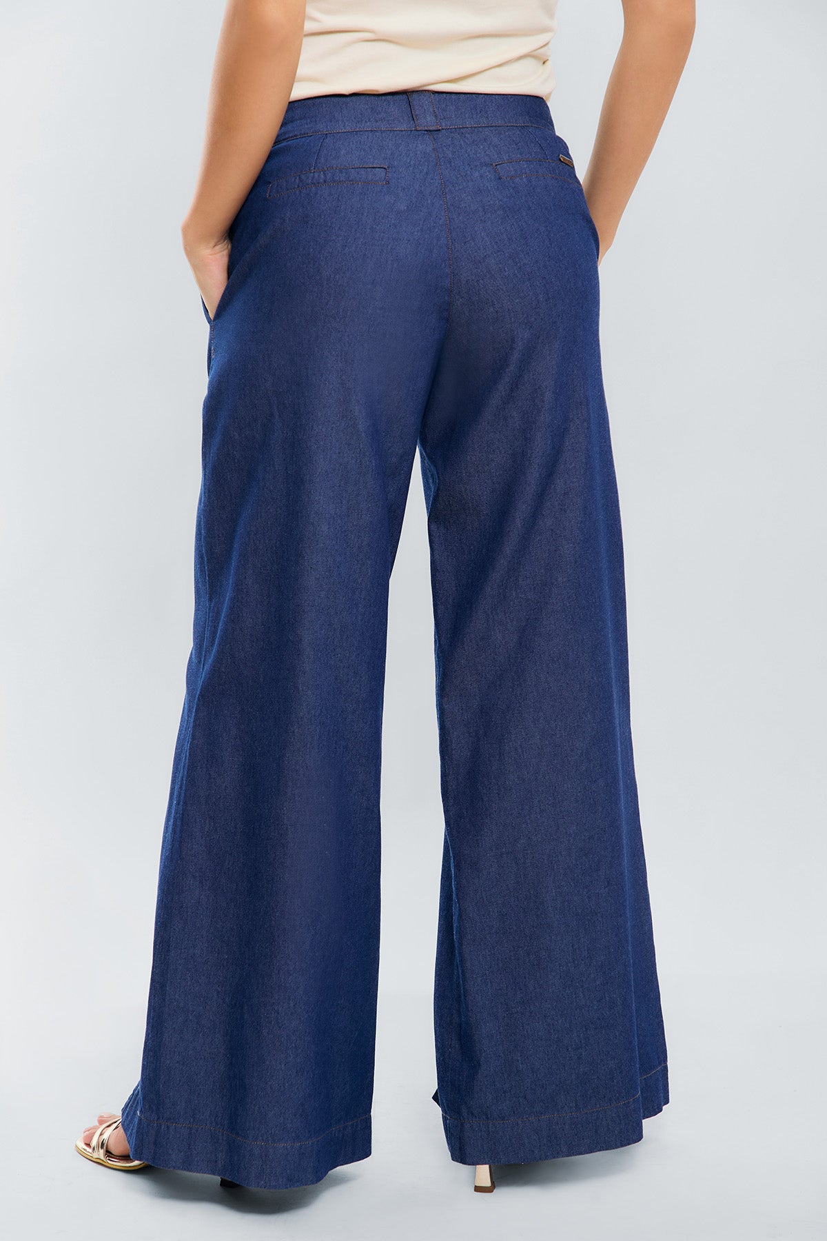 Pantalon palazzo c/cortes